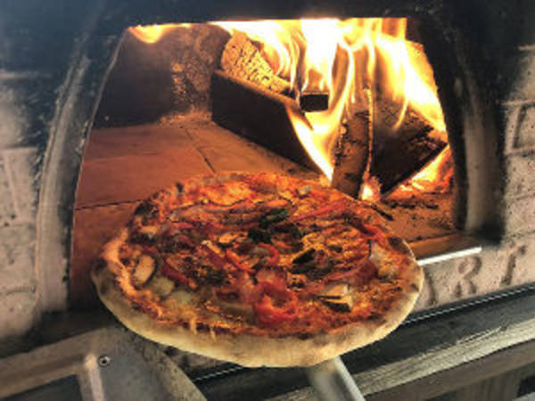 herfst pizza uit de pizzaoven PIZZAJOLLY